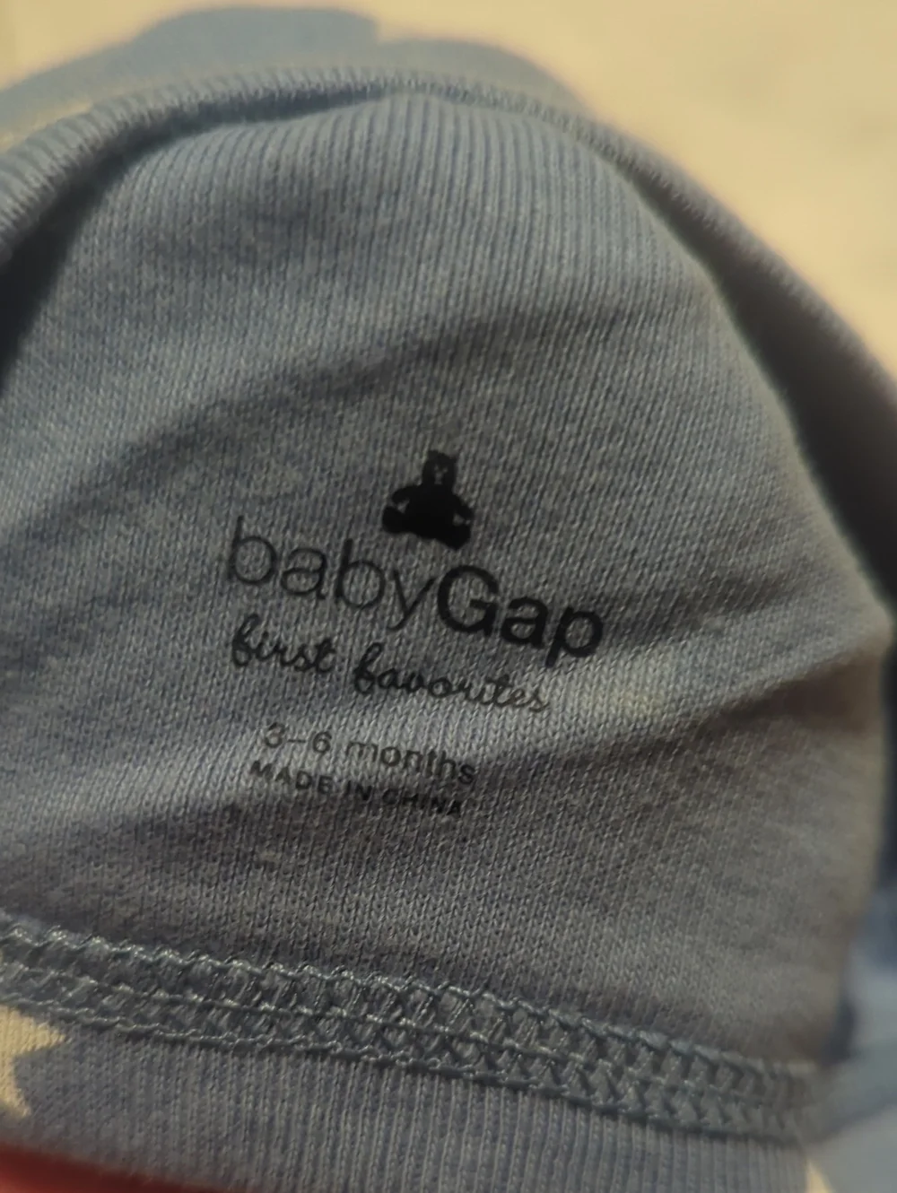 Cream Baby Bodysuit with Red Lobster Graphic and Light Blue Star Hat
